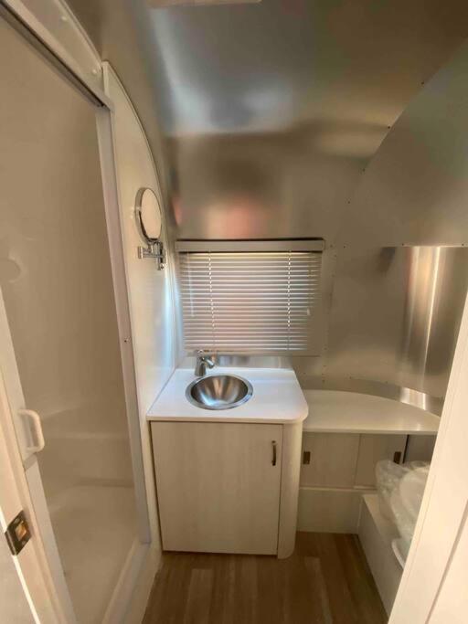 Modern Airstream With Amazing View - 10 To 15 Minutes From Kings Canyon National Park Dunlap 외부 사진