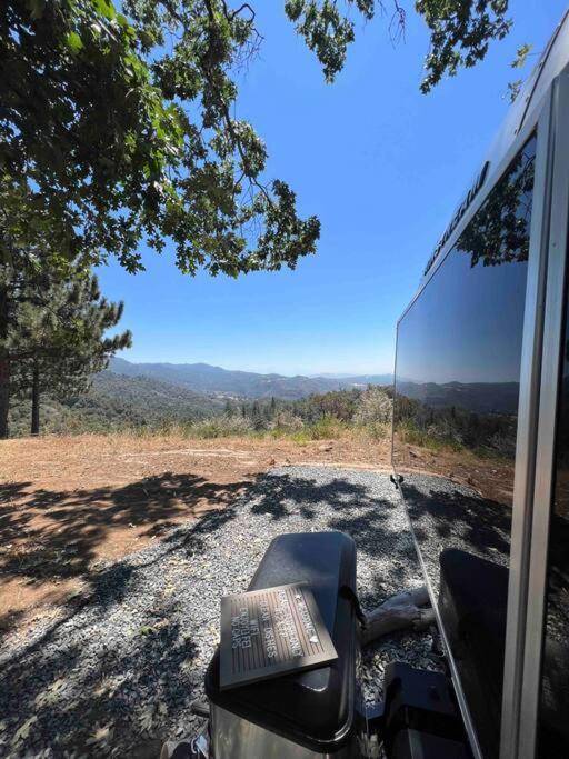 Modern Airstream With Amazing View - 10 To 15 Minutes From Kings Canyon National Park Dunlap 외부 사진